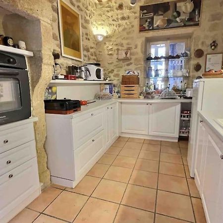 רמולין Chez Lydia - Osez La Vie De Chateau ! Pont Du Gard, Uzes מראה חיצוני תמונה
